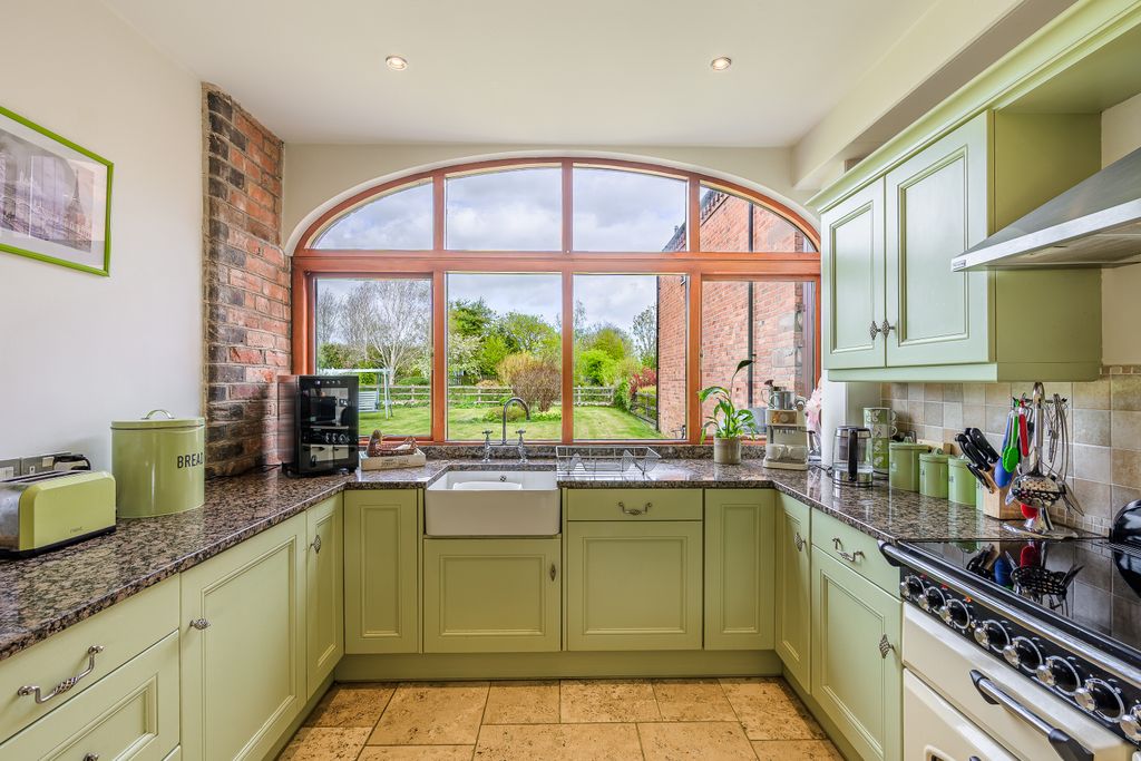 Property photo 2 of 49 Kitchen