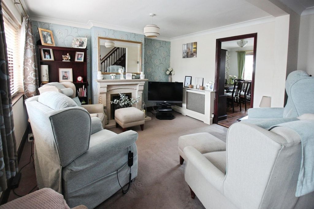 Property photo 3 of 24 Ae128E06-Img_6320.Jpg