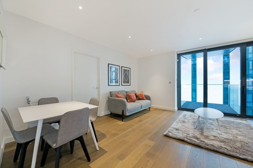 Property photo 3 of 6 Living Area