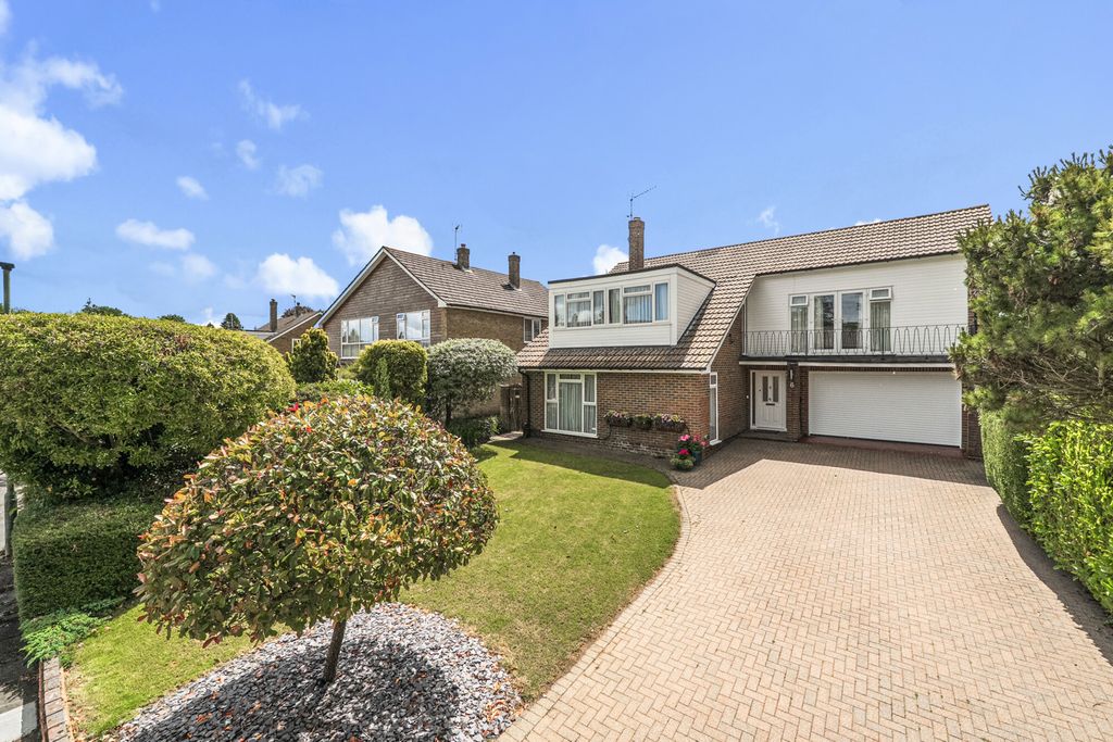 Property photo 1 of 21 1466865-1-6A28188...