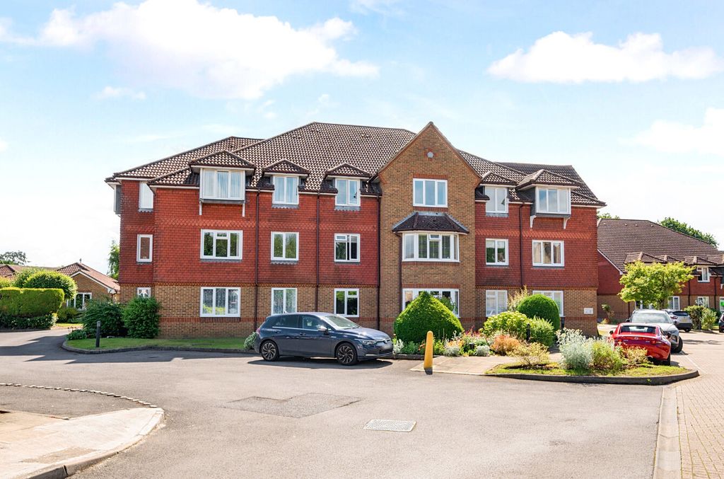 Property photo 1 of 18 1471402-5-6A27Df9...