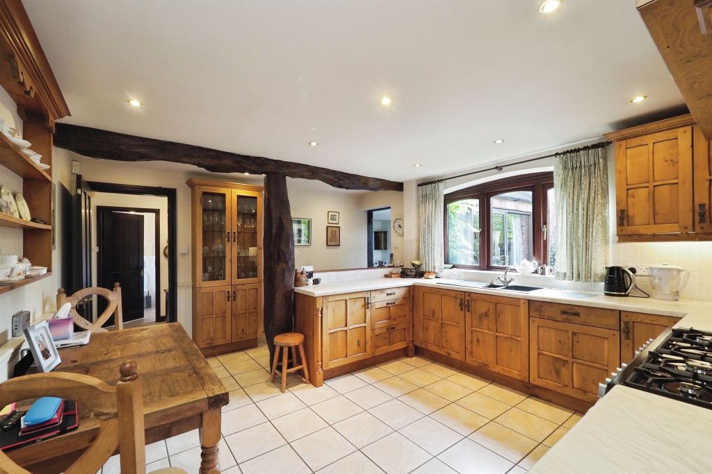 Property photo 3 of 16