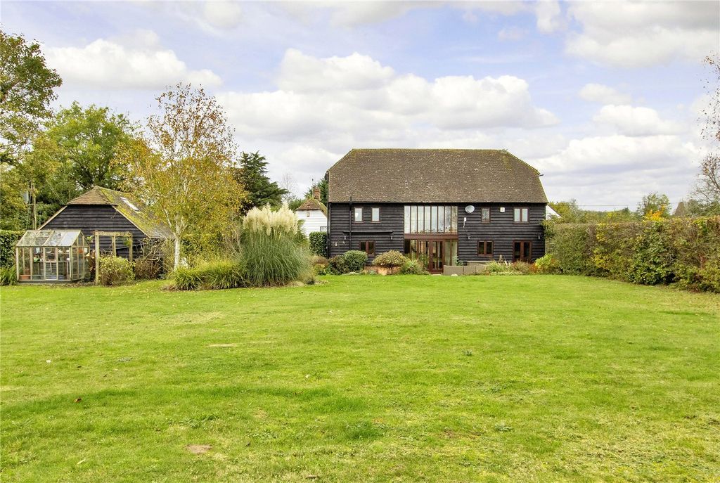 Property photo 1 of 13 The Barn, Hunton