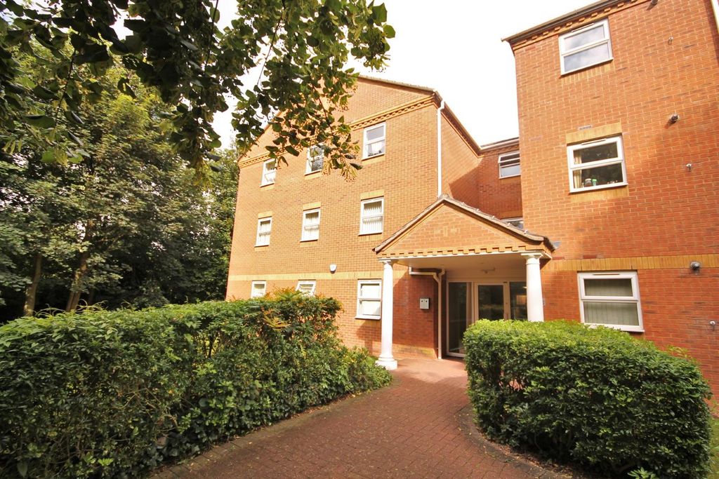 Property photo 2 of 9