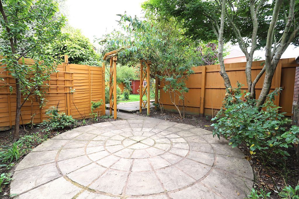 Property photo 2 of 9 Photo 6