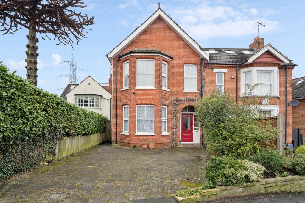 Property photo 1 of 18