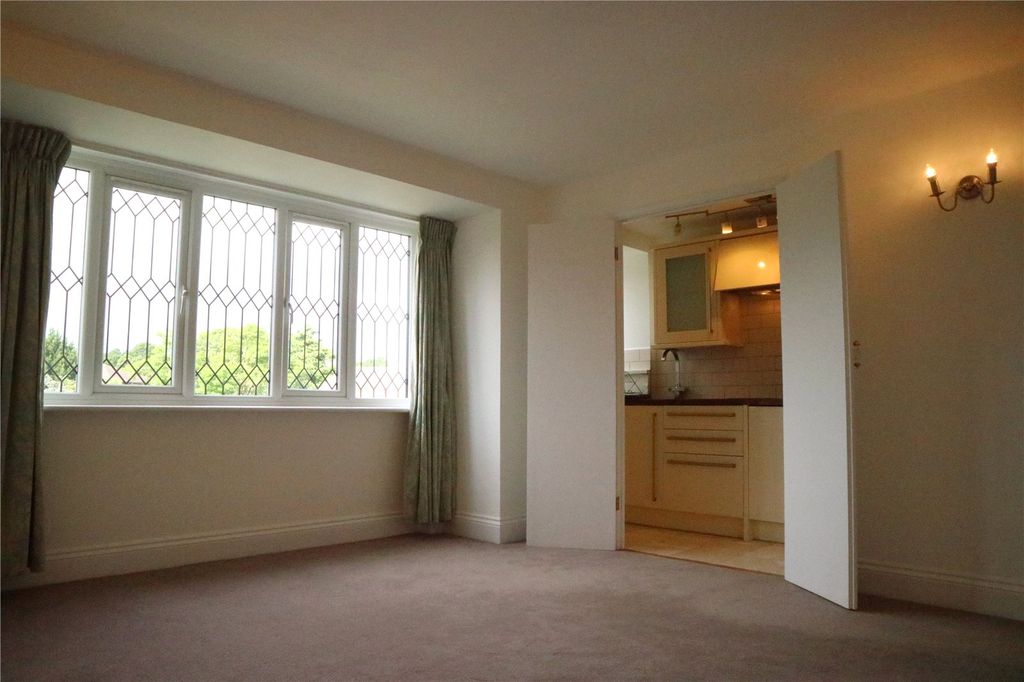 Property photo 3 of 17 Picture No. 09
