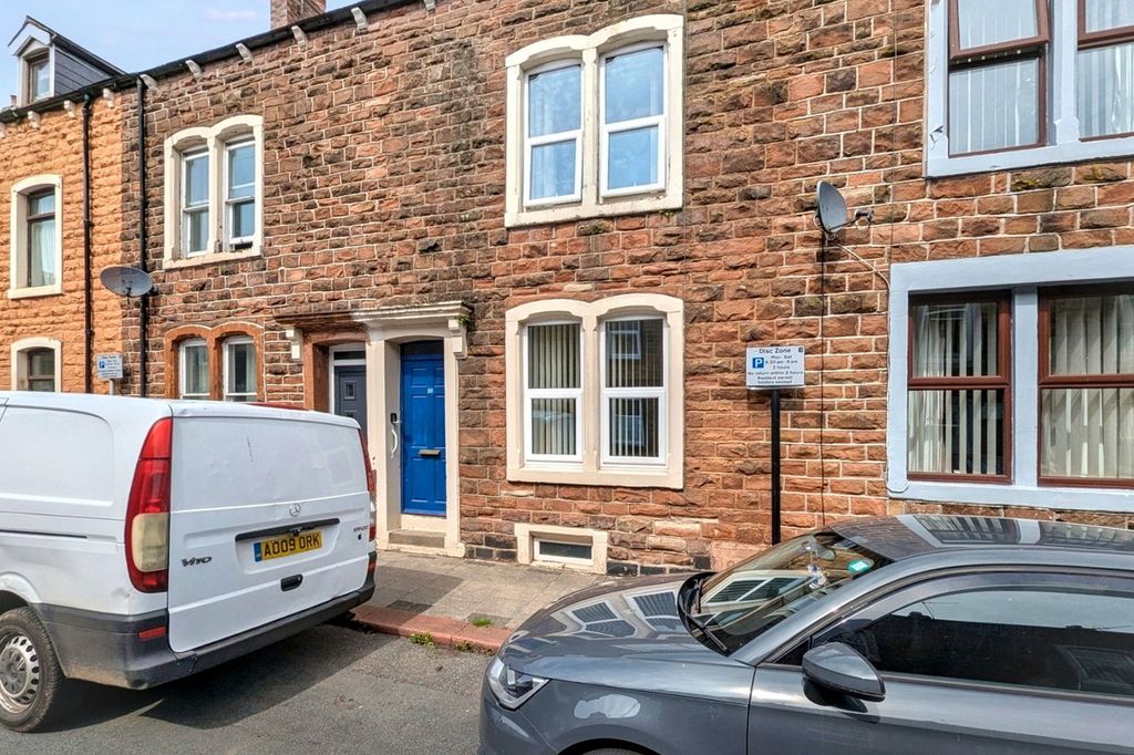 Property photo 1 of 13