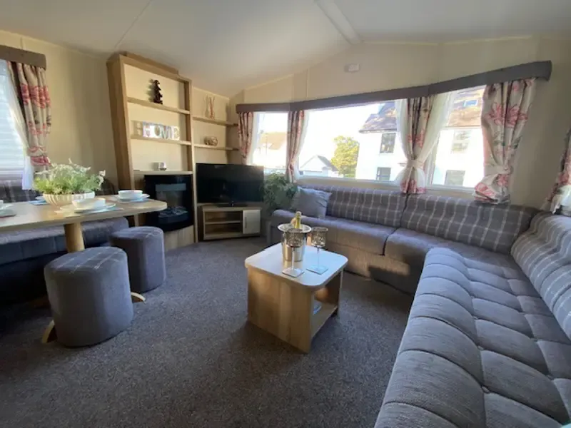 Property photo 2 of 9 Img 5059