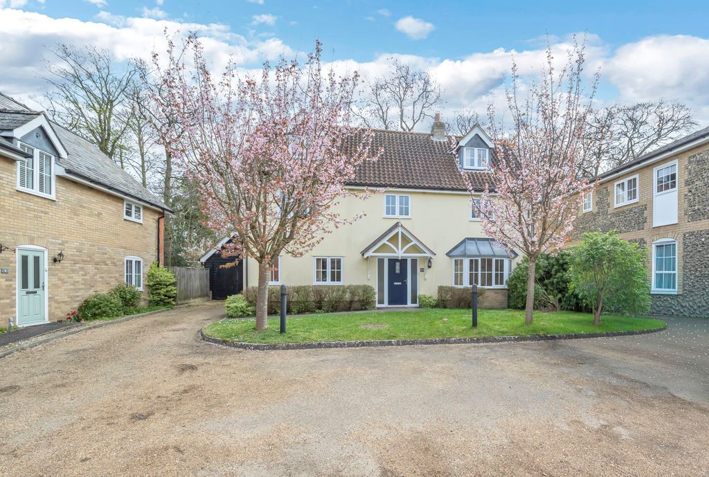 Property photo 1 of 33 Front