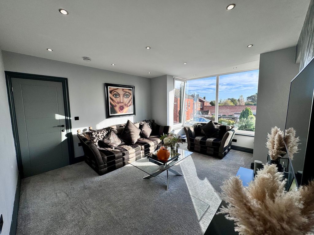 Additional image 7 of 3 bed maisonette to rentLiverpool Road, Southport PR8