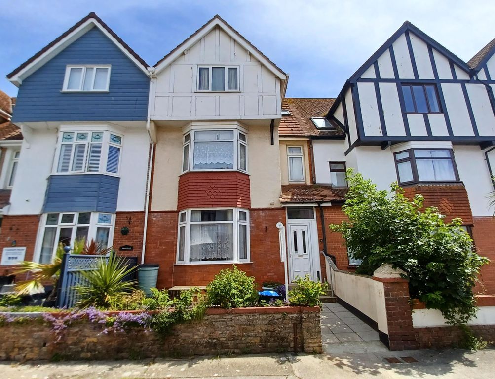 Property photo 1 of 5