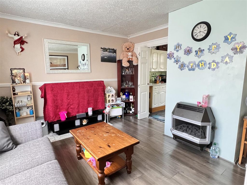 Property photo 2 of 13 Photo 13-06-2022, 15 44 01.Jpg