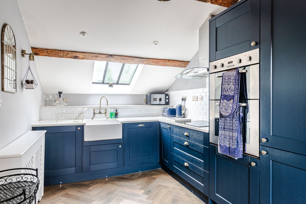 Property photo 2 of 26 Kitchen1