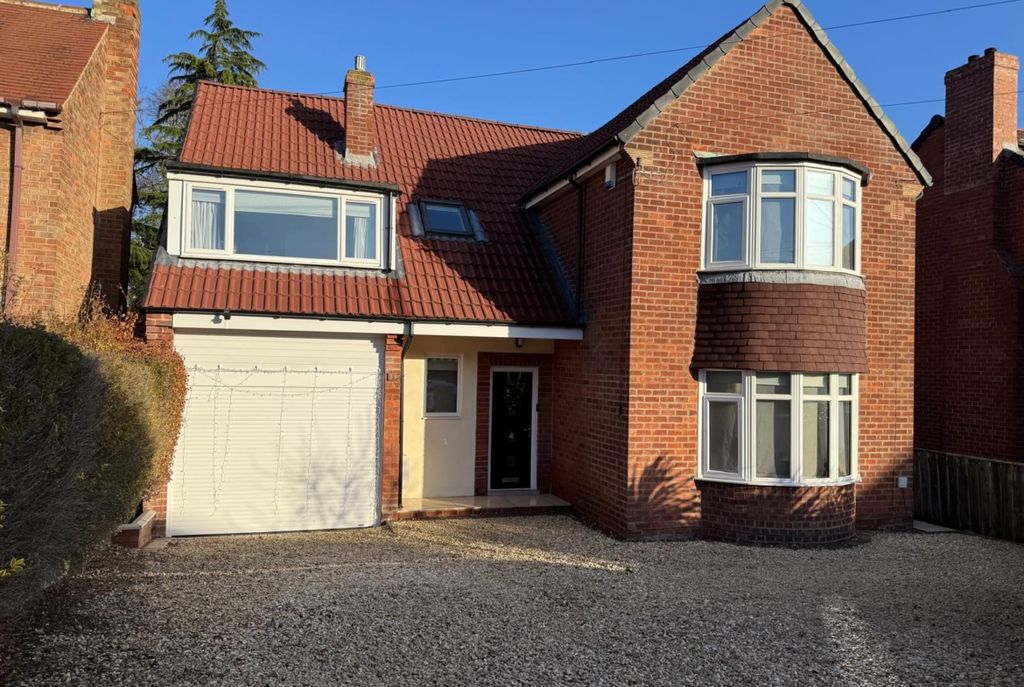 Property photo 2 of 26