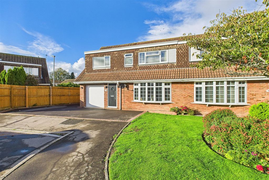 Property photo 1 of 22