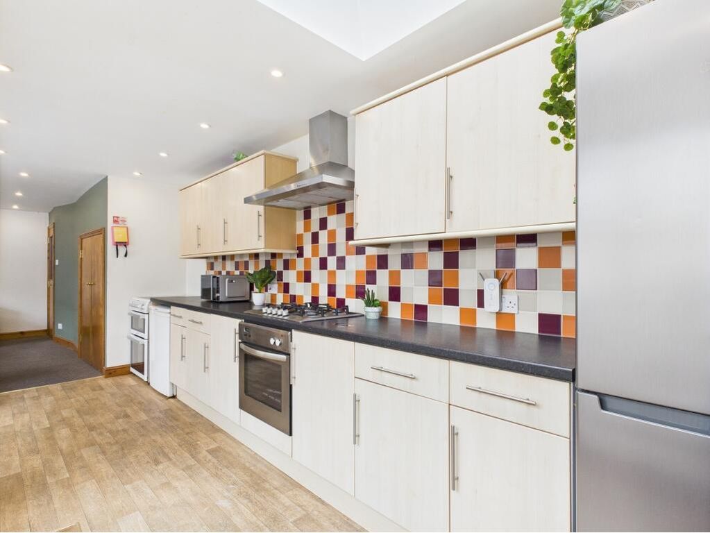 Property photo 3 of 14 Image