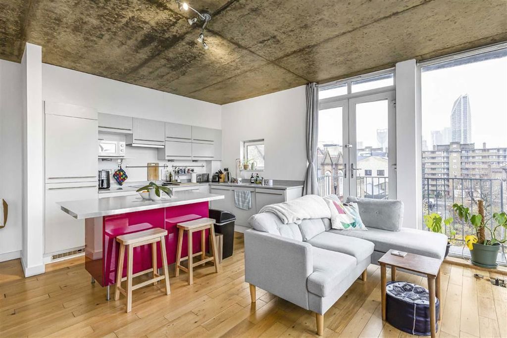 Property photo 2 of 6