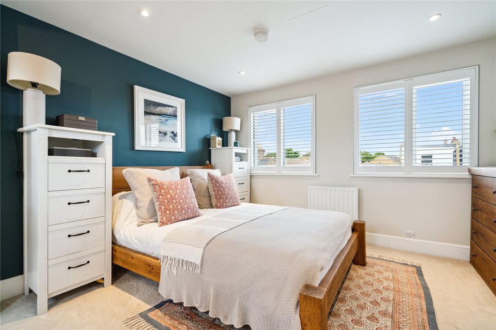 Property photo 3 of 9 Picture No. 04