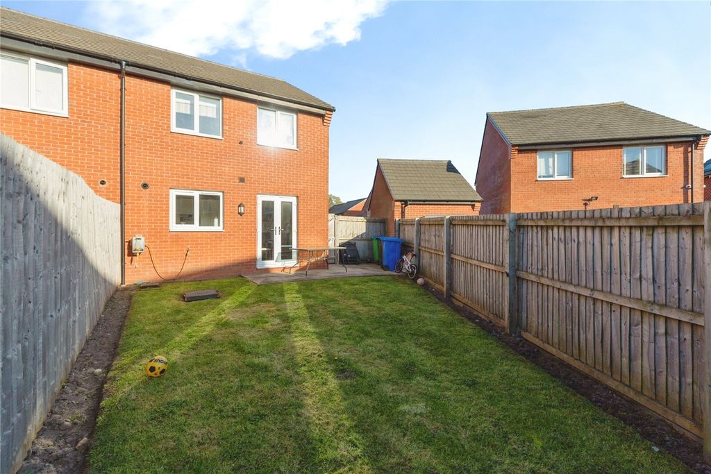 Property photo 2 of 21 Picture No. 05