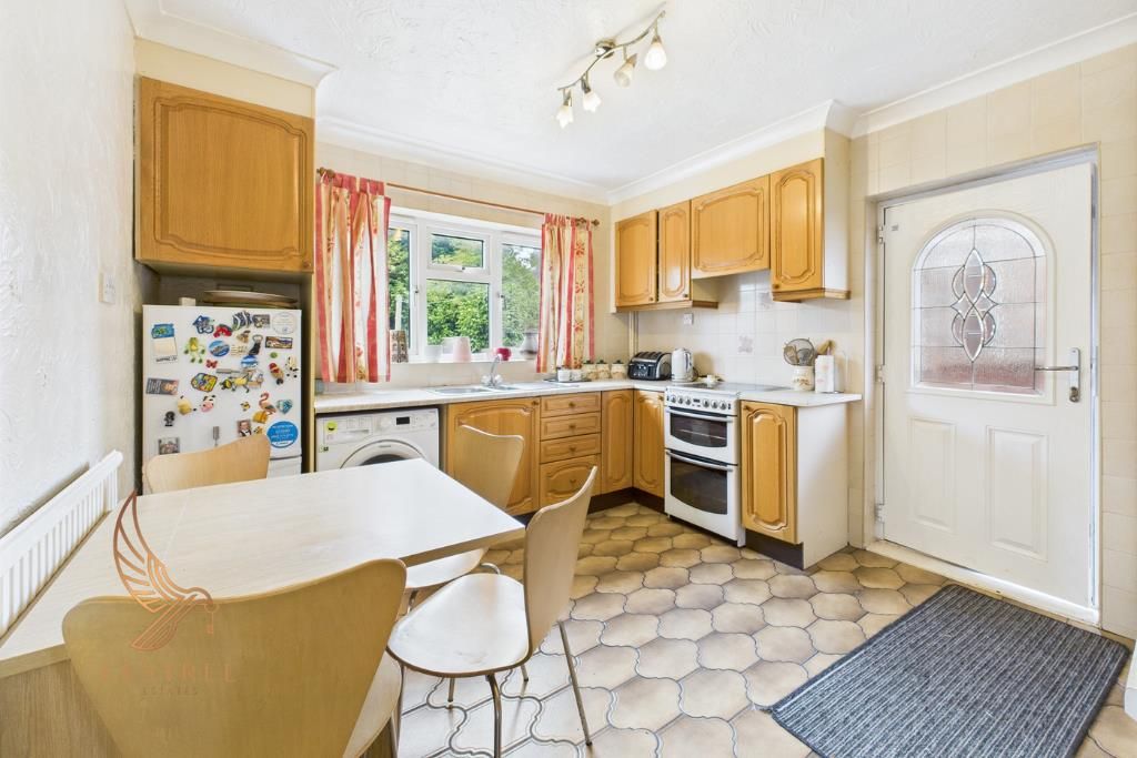 Property photo 3 of 28 14.Png