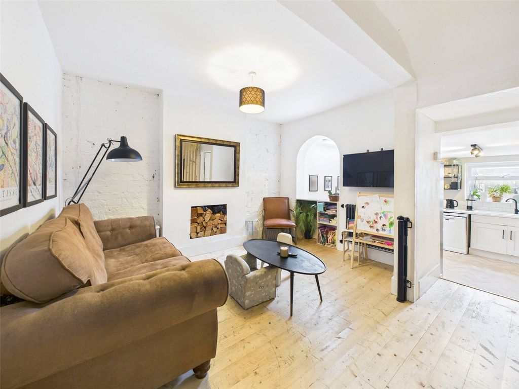 Property photo 2 of 10 Picture No. 03