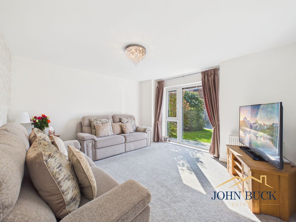 Property photo 2 of 26