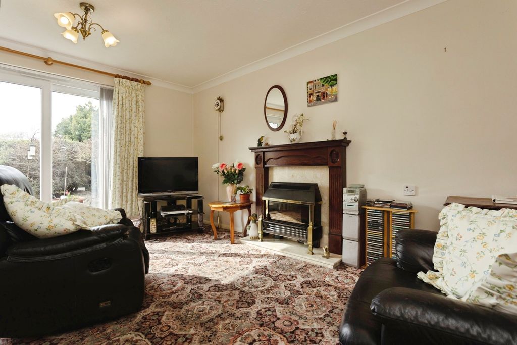 Property photo 3 of 14 Pbox-Img.Jpg