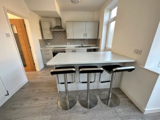 Property photo 3 of 9 Photo