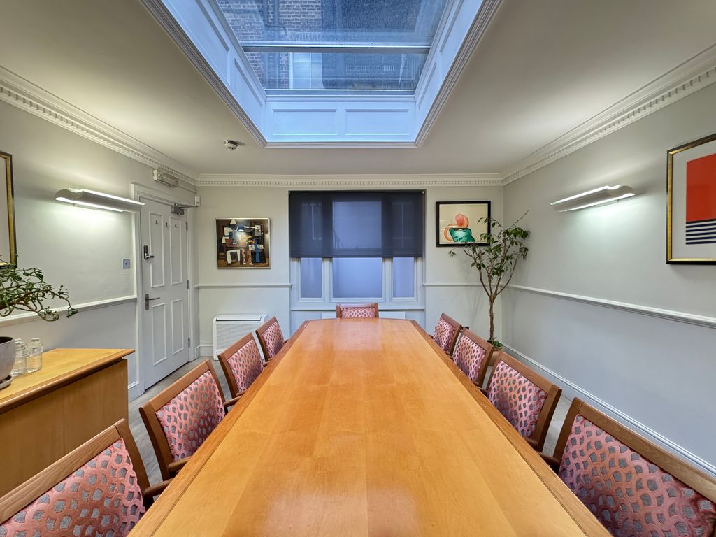 Property photo 3 of 4