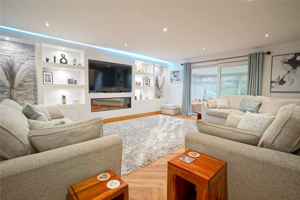 Property photo 3 of 36 Picture No. 28