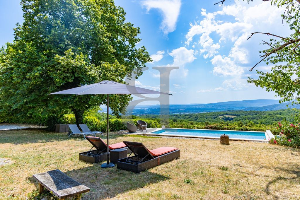 Property photo 3 of 25