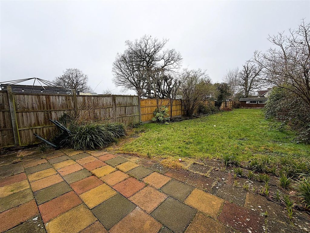 Property photo 3 of 12 11.Jpg