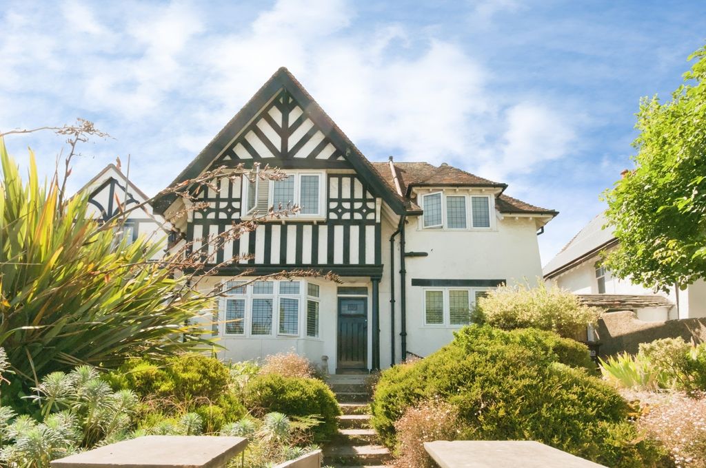 Property photo 1 of 19 Pbox-Img.Jpg