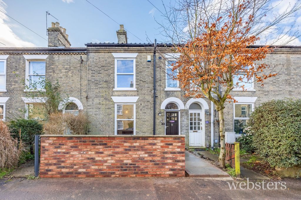 Property photo 1 of 23