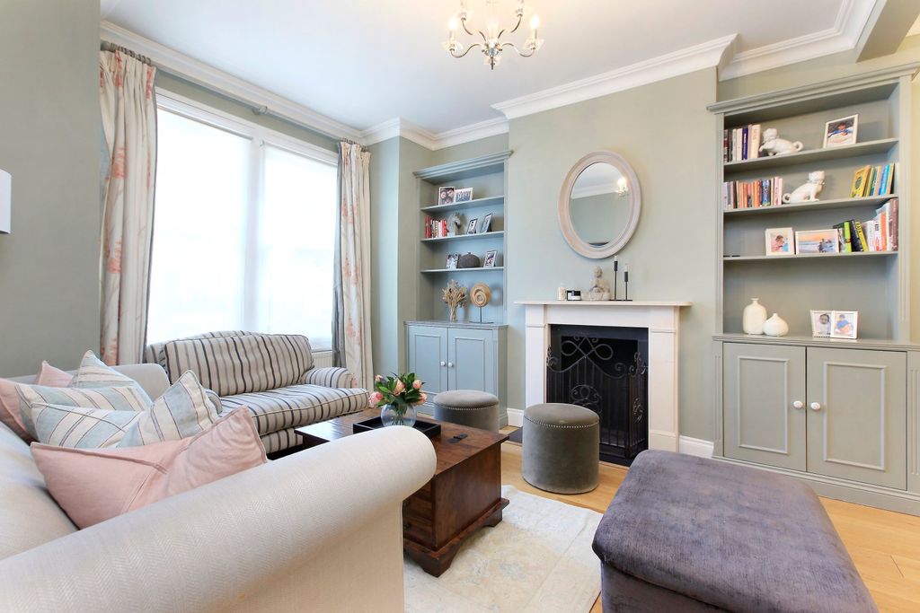 Property photo 2 of 15