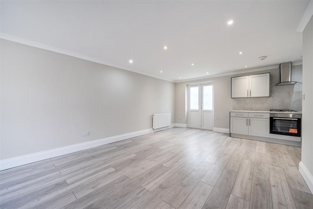 Property photo 2 of 13 Open Plan.Jpg