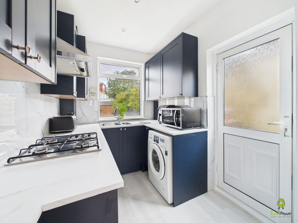 Property photo 3 of 19 Presented By Nicoleta At Ewemove Bexleyheath And D