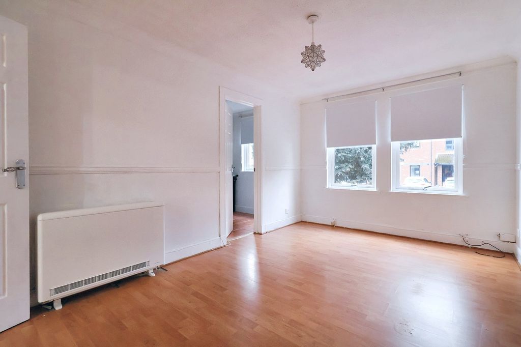 Property photo 2 of 19 Picture No. 06