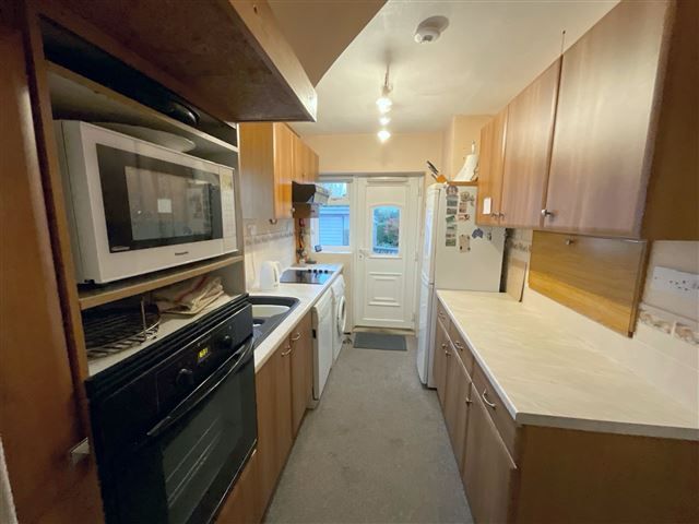 Property photo 3 of 21 Kitchen