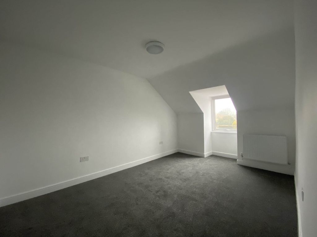 Property photo 1 of 8 Photo