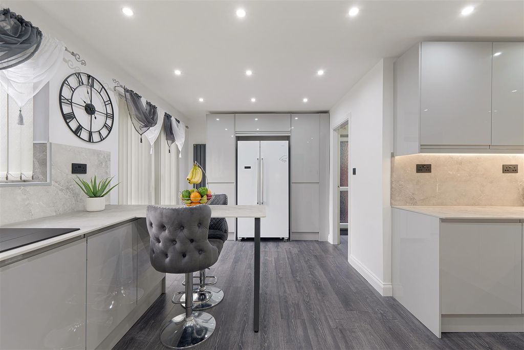 Additional image 16 of 4 bed detached house for saleSt. Andrews Close, Darlington DL1