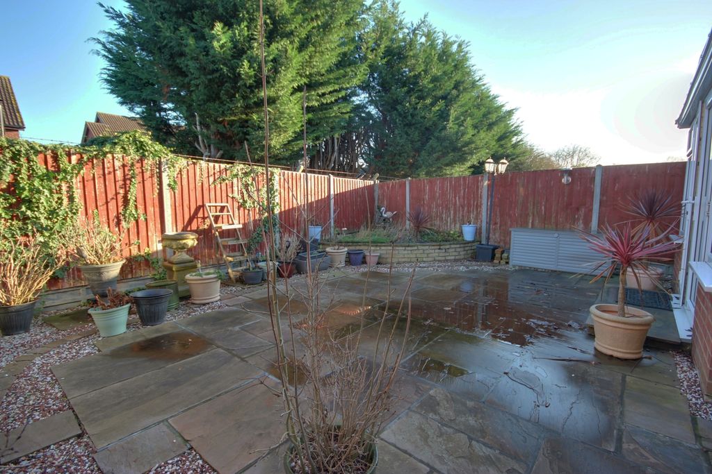 Property photo 2 of 21 1 Garden B