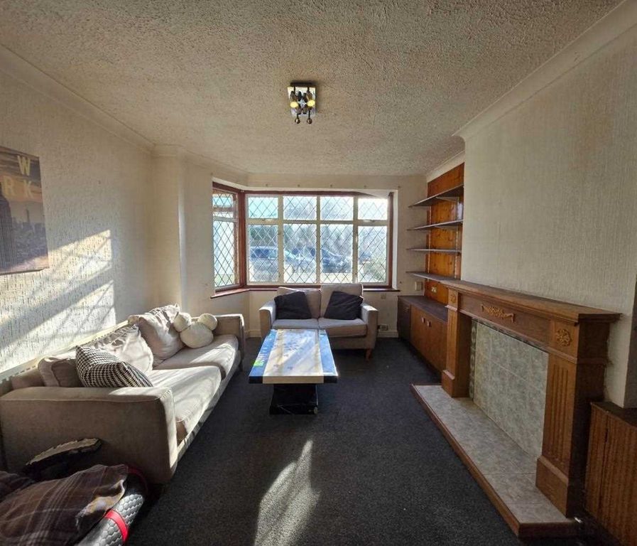 Property photo 1 of 8 Main Picture