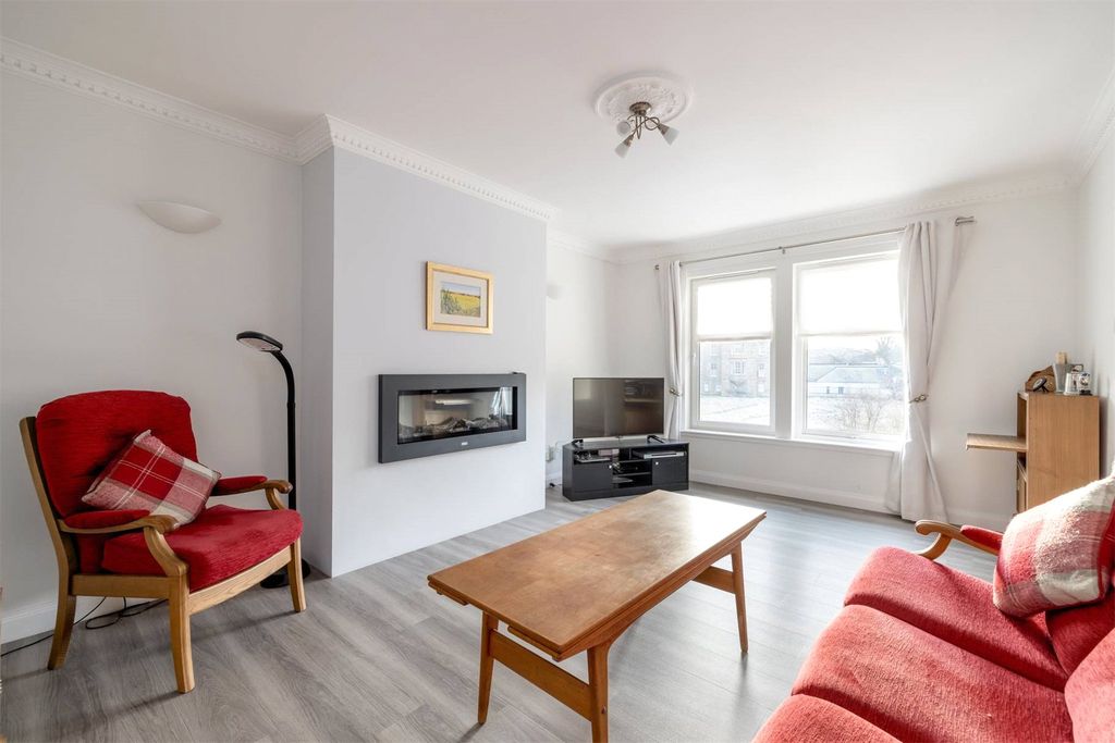 Property photo 3 of 20 Picture No. 07