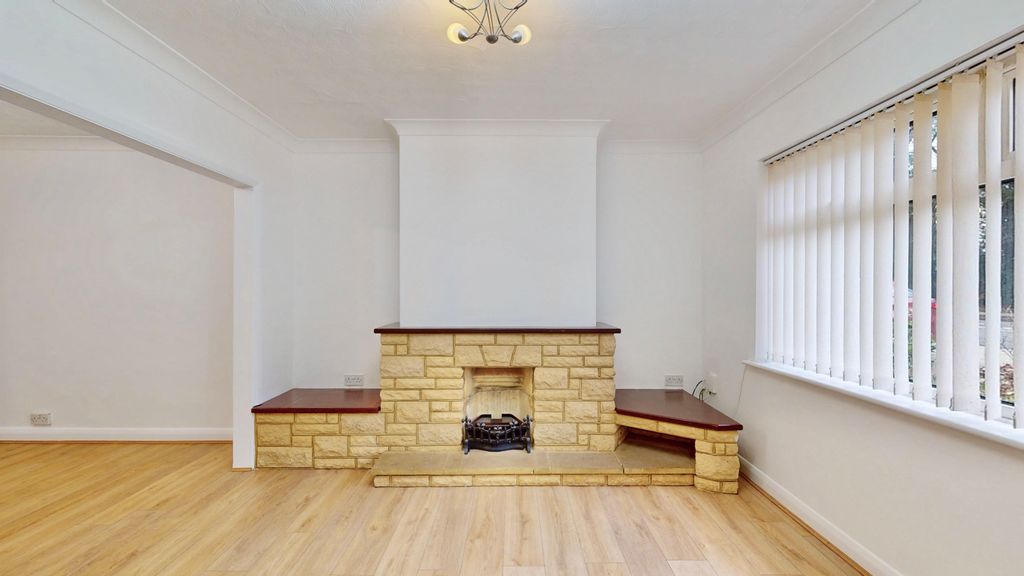 Property photo 3 of 31