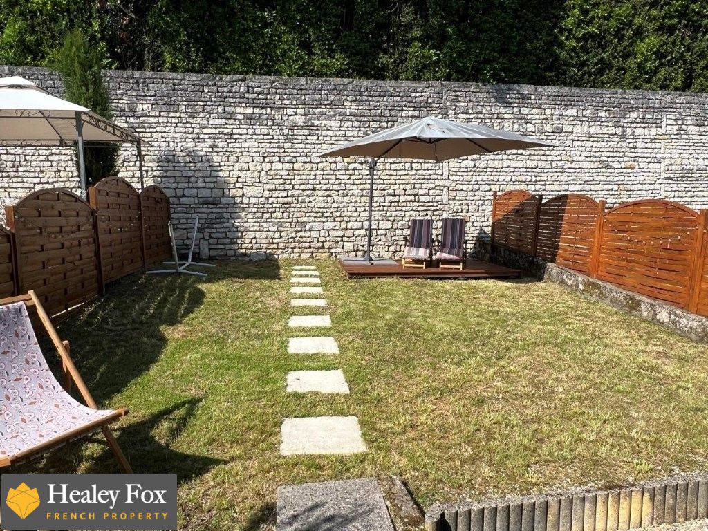 Property photo 3 of 22 2_2_6A046B37Eab1c