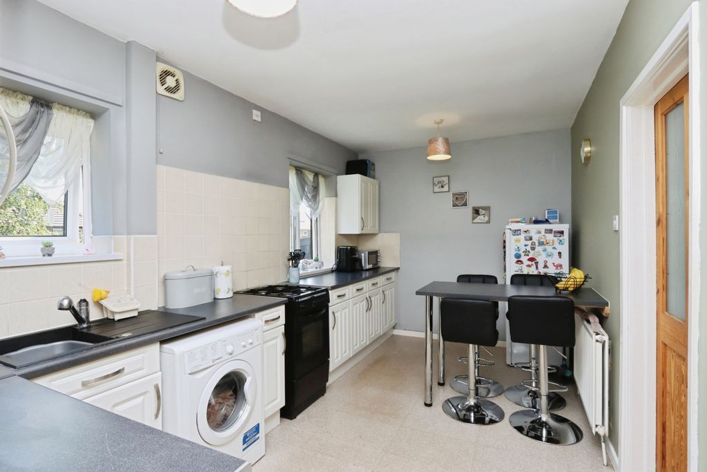 Property photo 3 of 19 Pbox-Img.Jpg