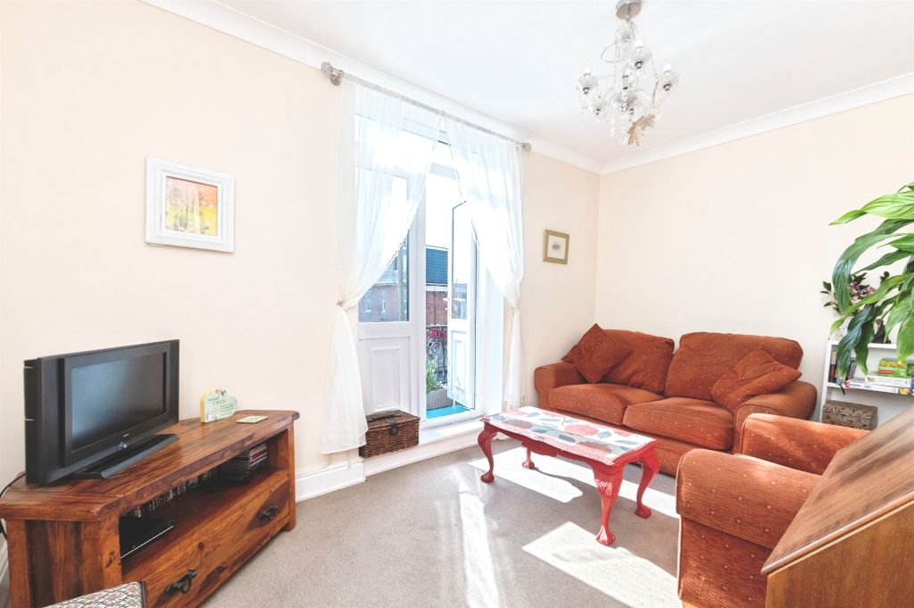 Property photo 3 of 12