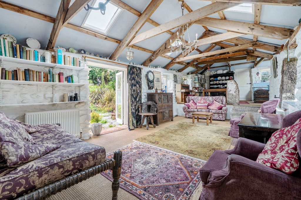 Property photo 2 of 26